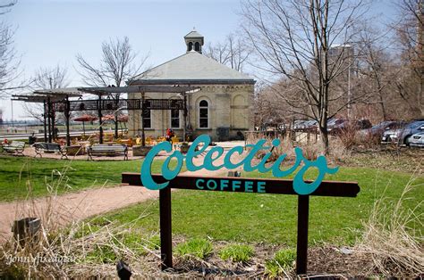 Colectivo Coffee, 11205 N Cedarburg Rd, Mequon, WI 53092, 37 Photos, Mon - 6:30 am - 4:00 pm, Tue - 6:30 am - 4:00 pm, Wed - 6:30 am - 4:00 pm, Thu - 6:30 am - 4:00 pm, Fri - 6:30 am - 4:00 pm, Sat - 6:30 am - 4:00 pm, Sun - 6:30 am - 4:00 pm ... Find more Beer Bar near Colectivo Coffee. Find more Coffee & Tea near Colectivo Coffee. Find more …